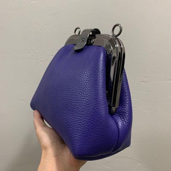 Premium Pebble Cowhide Handmade Unique Rivet Frame Handbag, with 2 Chain Styles - Picture 13 of 16